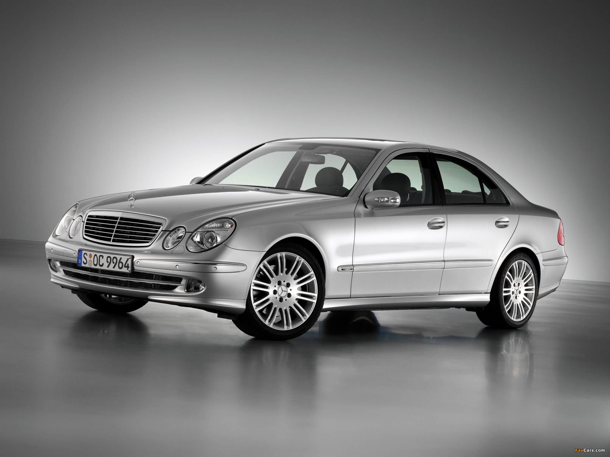 Mercedes-Benz E 350 (W211) 2004–06 wallpapers (2048 x 1536)