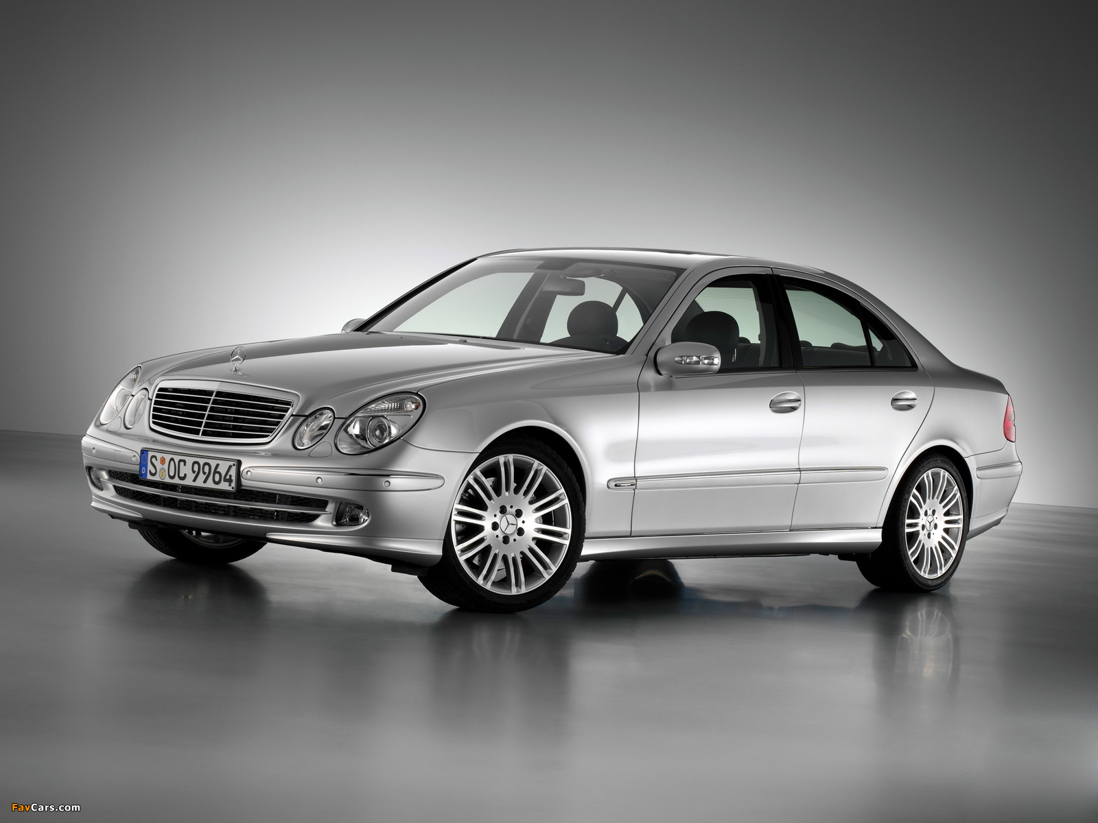 Mercedes-Benz E 350 (W211) 2004–06 wallpapers (1600 x 1200)