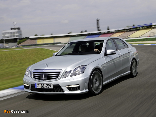 Mercedes-Benz E 63 AMG (W212) 2009–11 wallpapers (640 x 480)