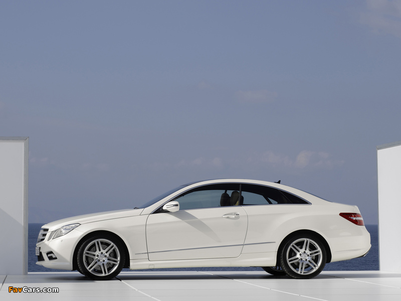 Mercedes-Benz E 500 Coupe AMG Sports Package (C207) 2009–12 wallpapers (800 x 600)