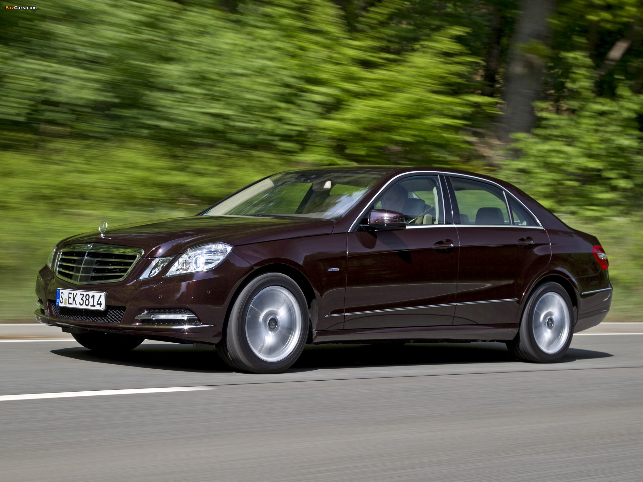 Mercedes-Benz E 350 CGI (W212) 2009–12 wallpapers (2048 x 1536)