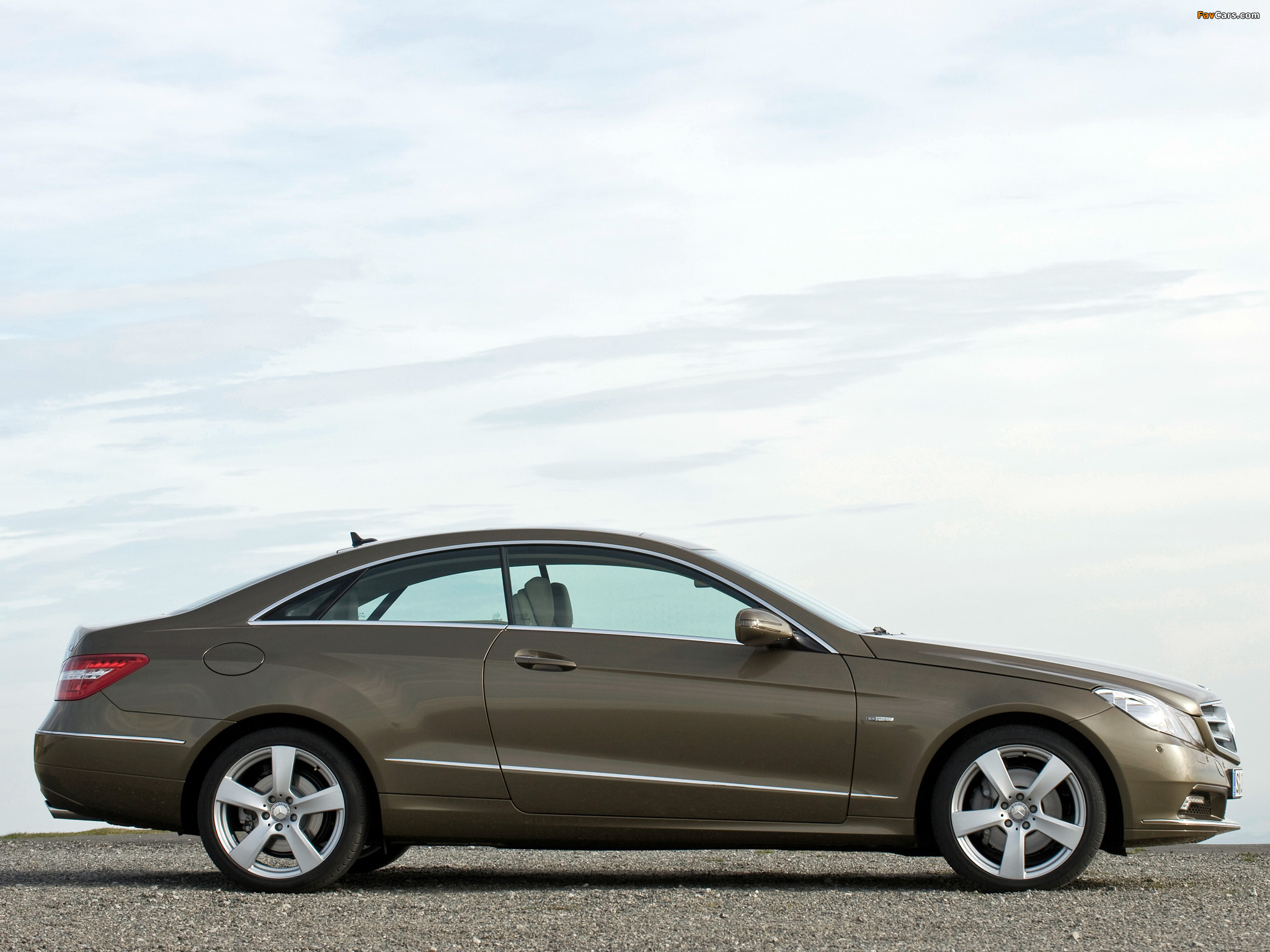 Mercedes-Benz E 350 CDI Coupe (C207) 2009–12 wallpapers (2048 x 1536)