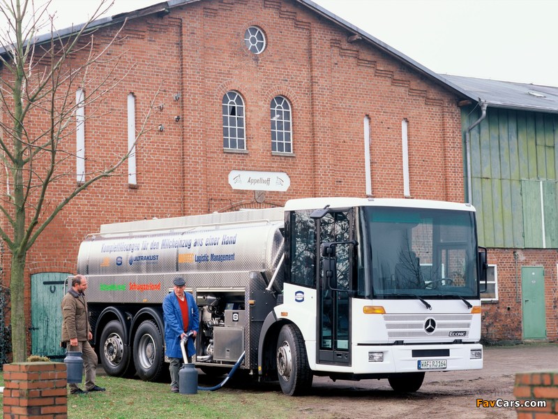 Photos of Mercedes-Benz Econic Tanker 1999–2013 (800 x 600)