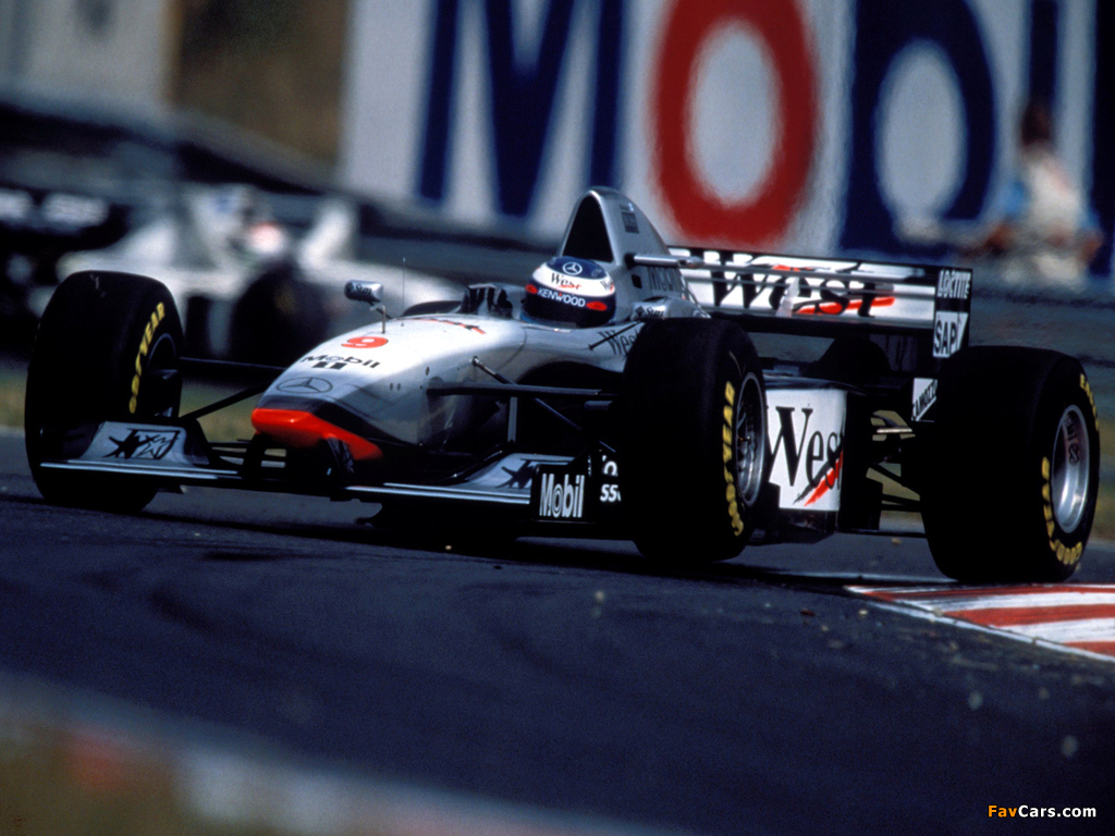 Images of McLaren Mercedes-Benz MP4-12 1997 (1024 x 768)