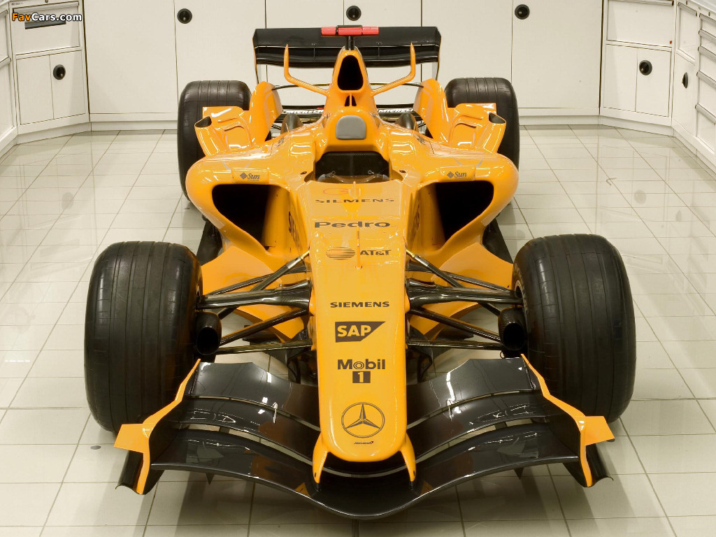 Images of McLaren Mercedes-Benz MP4-20 2005 (1024 x 768)