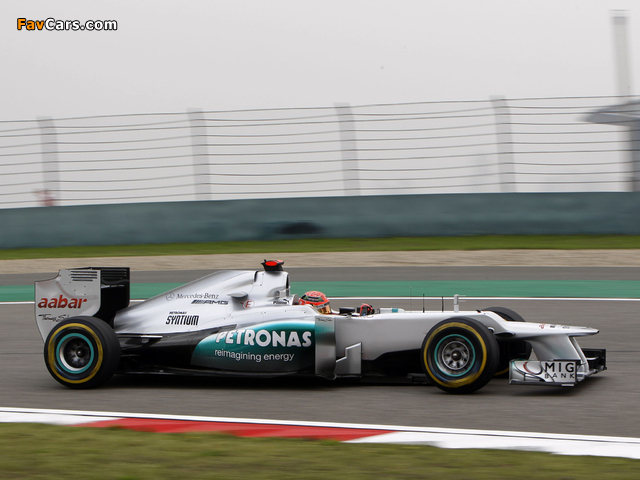 Images of Mercedes GP MGP W03 2012 (640 x 480)