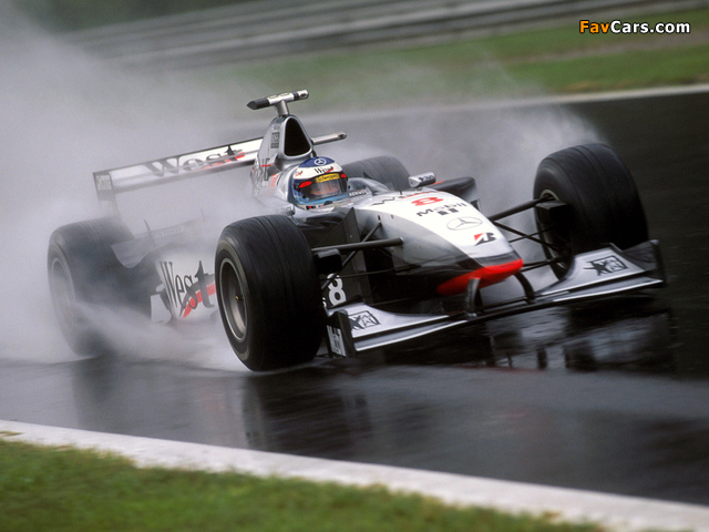 McLaren Mercedes-Benz MP4-13 1998 images (640 x 480)