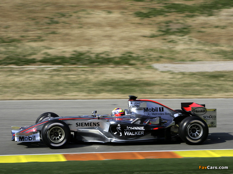 McLaren Mercedes-Benz MP4-21 2006 images (800 x 600)