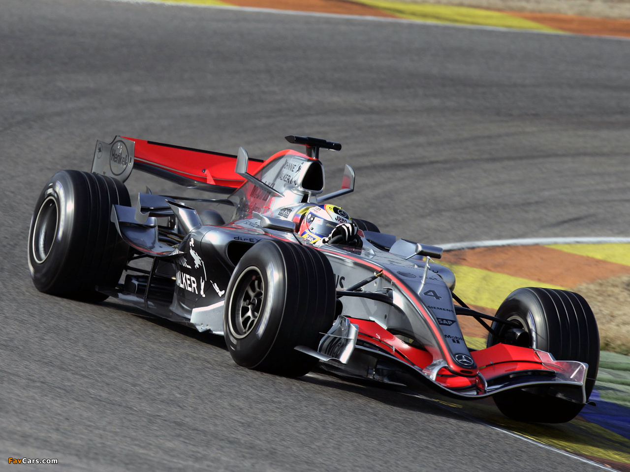 McLaren Mercedes-Benz MP4-21 2006 images (1280 x 960)