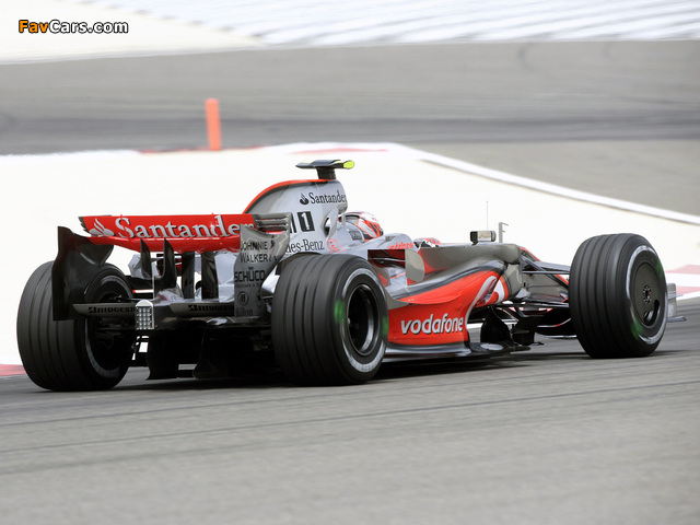 McLaren Mercedes-Benz MP4-23 2008 pictures (640 x 480)