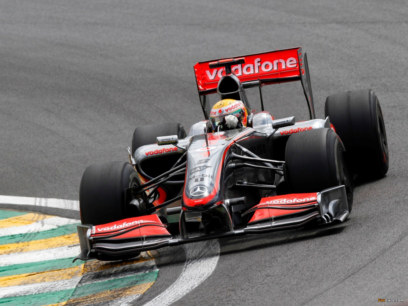 McLaren Mercedes-Benz MP4-24 2009 wallpapers (1600 x 1200)