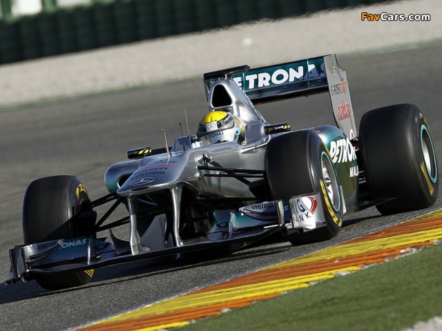 Mercedes GP MGP W02 2011 photos (640 x 480)