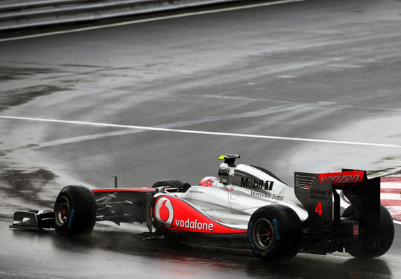 McLaren Mercedes-Benz MP4-26 2011 pictures