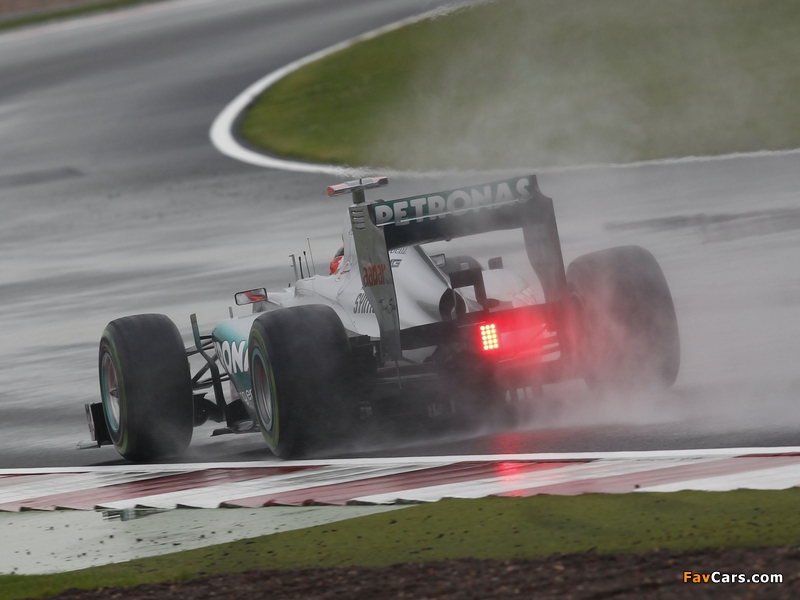 Mercedes GP MGP W03 2012 images (800 x 600)