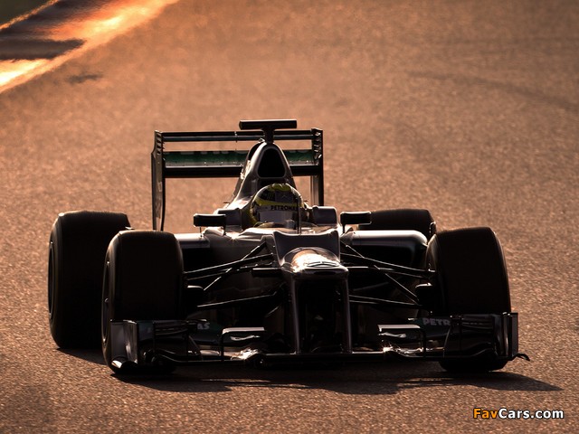 Mercedes GP MGP W03 2012 photos (640 x 480)