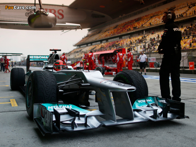 Mercedes GP MGP W03 2012 pictures (640 x 480)