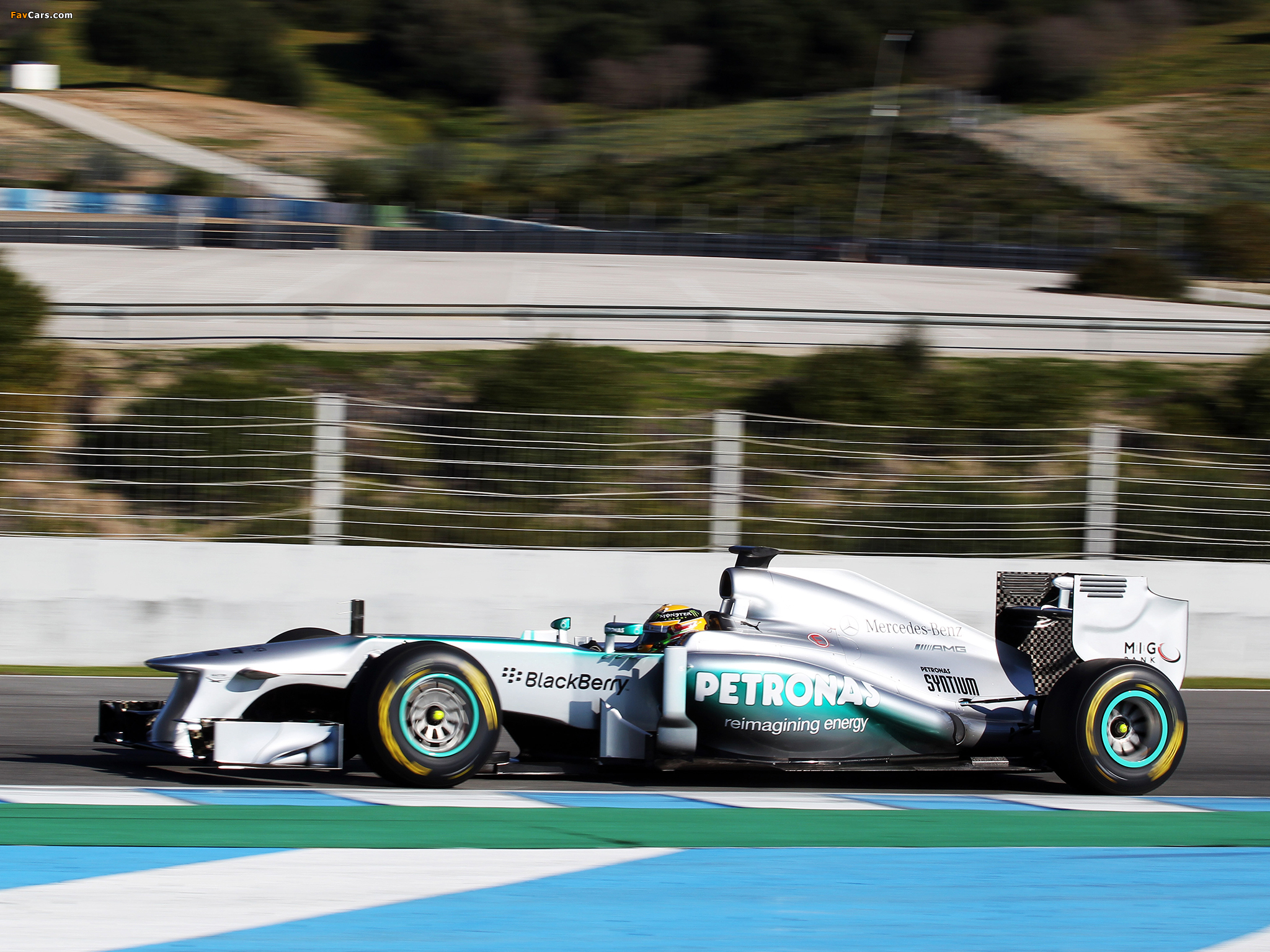 Mercedes GP MGP W04 2013 pictures (2048 x 1536)