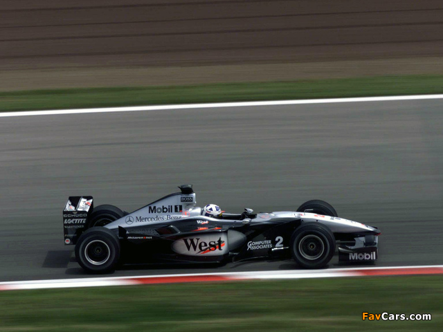 McLaren Mercedes-Benz MP4-15 2000 images (640 x 480)