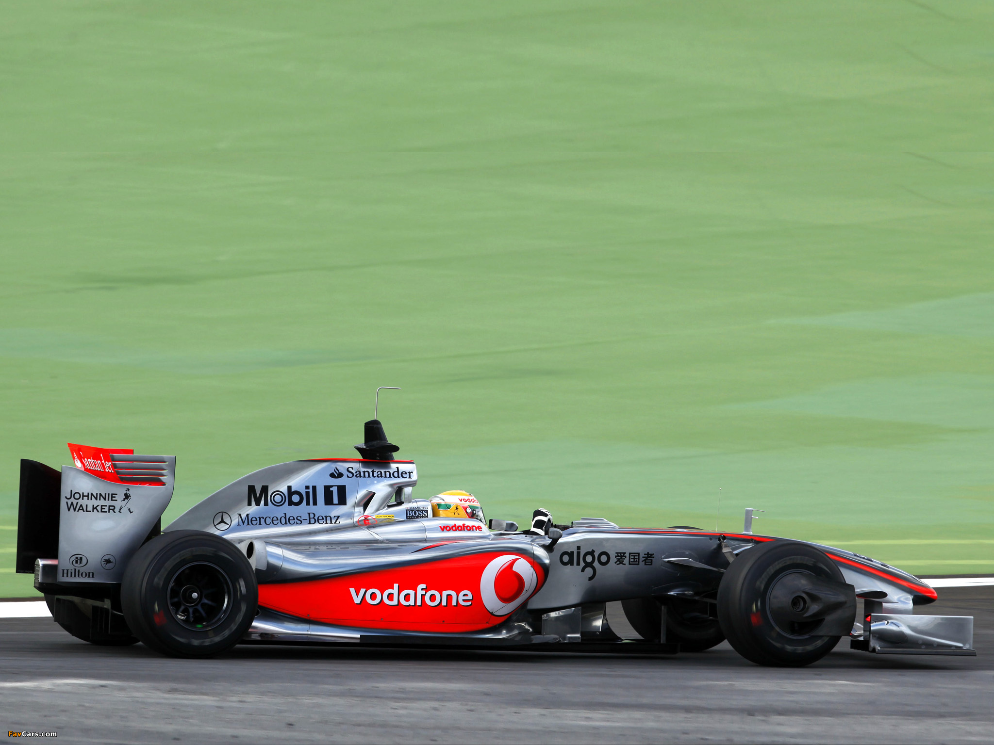 Photos of McLaren Mercedes-Benz MP4-24 2009 (2048 x 1536)