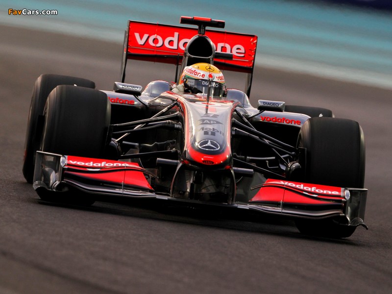 Pictures of McLaren Mercedes-Benz MP4-24 2009 (800 x 600)