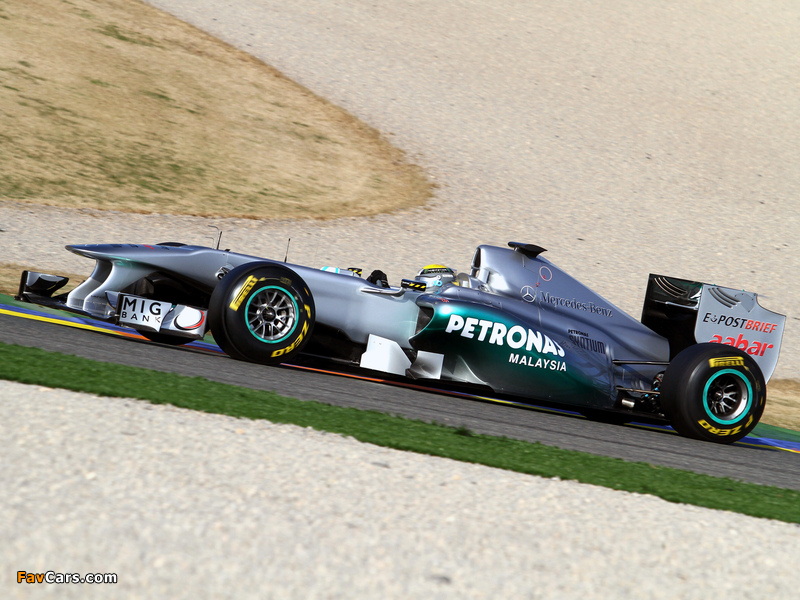 Pictures of Mercedes GP MGP W02 2011 (800 x 600)