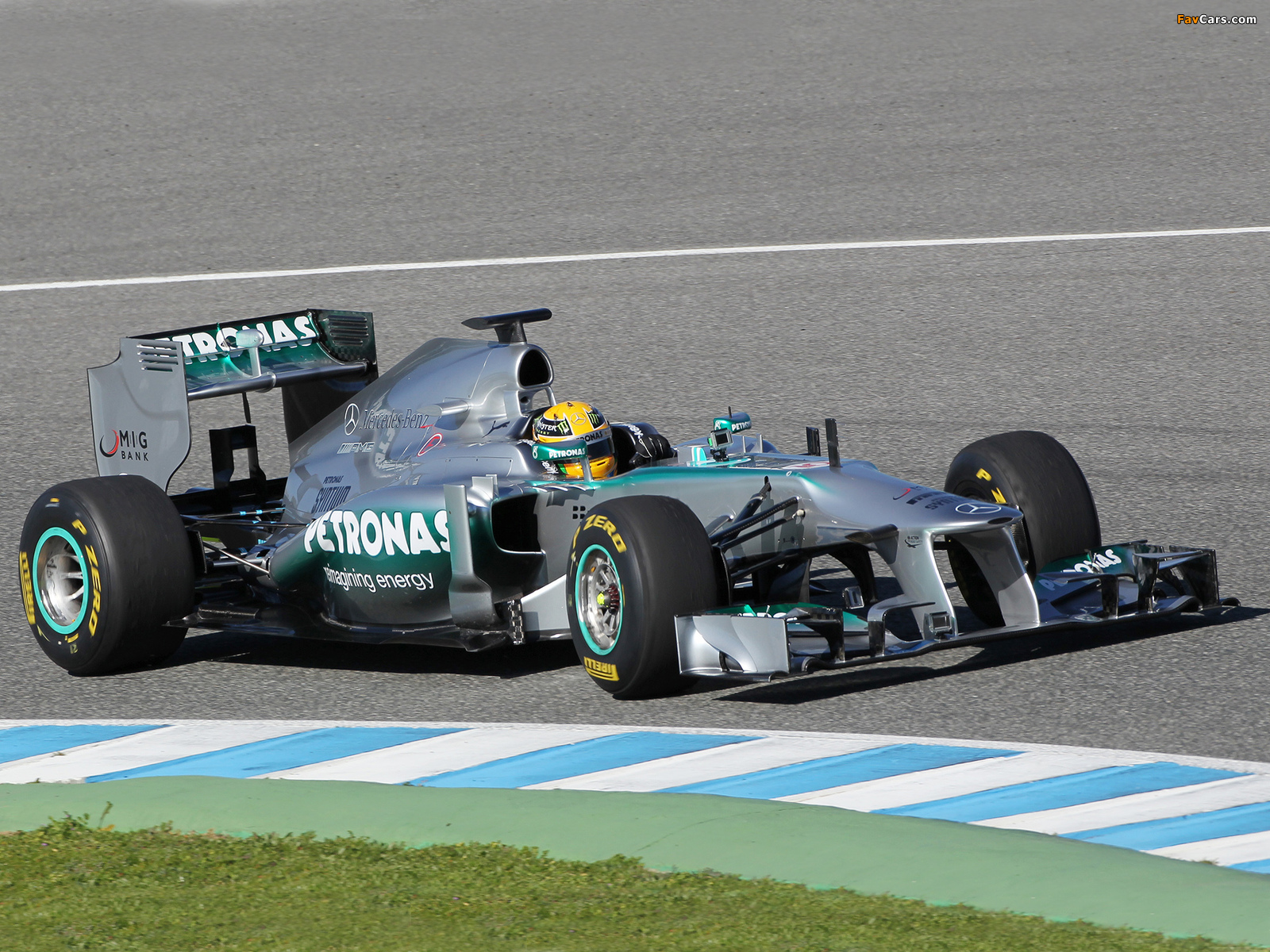 Pictures of Mercedes GP MGP W04 2013 (1600 x 1200)