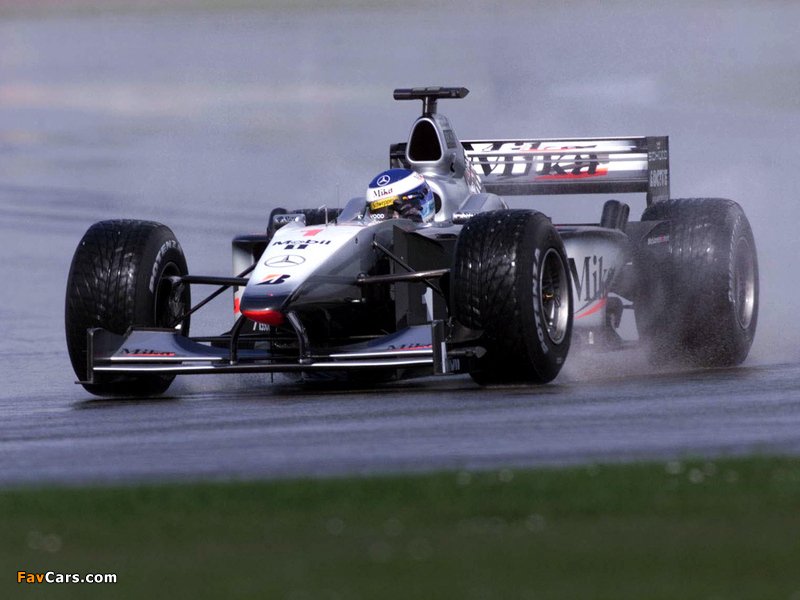 McLaren Mercedes-Benz MP4-15 2000 wallpapers (800 x 600)