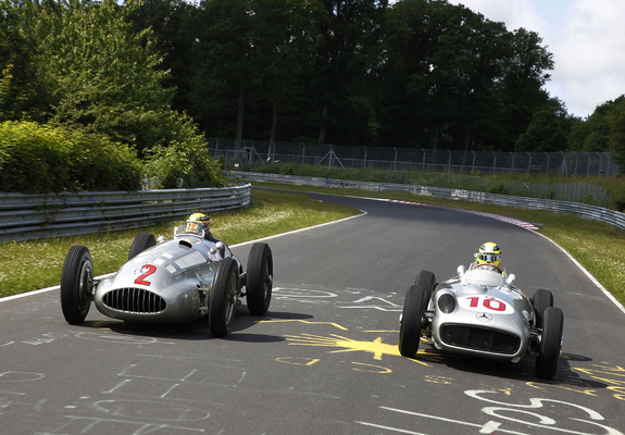 Images of Mercedes-Benz Formula Racing Car