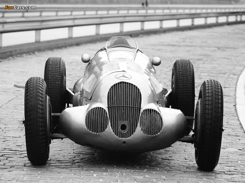 Photos of Mercedes-Benz Formula Racing Car (W125) 1937 (800 x 600)