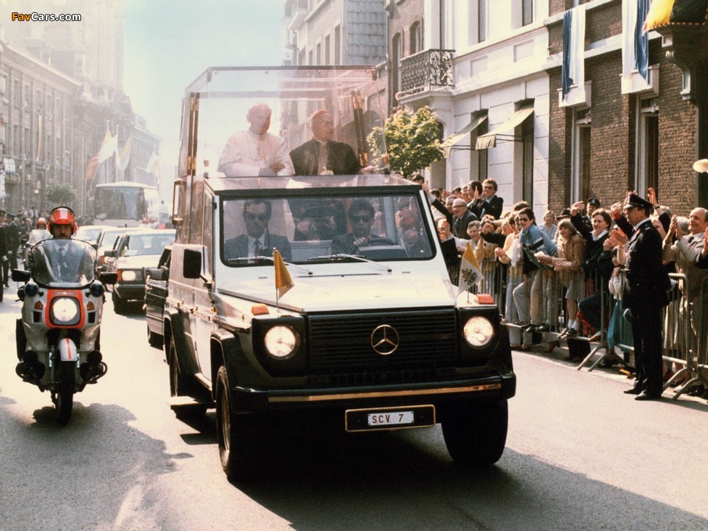 Images of Mercedes-Benz 230 G Popemobile (W460) 1980 (1024 x 768)