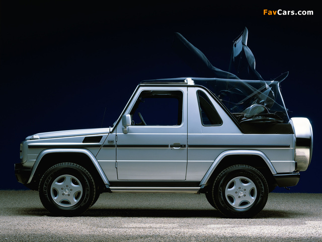 Images of Mercedes-Benz G 320 Cabrio (W463) 1994–2000 (640 x 480)