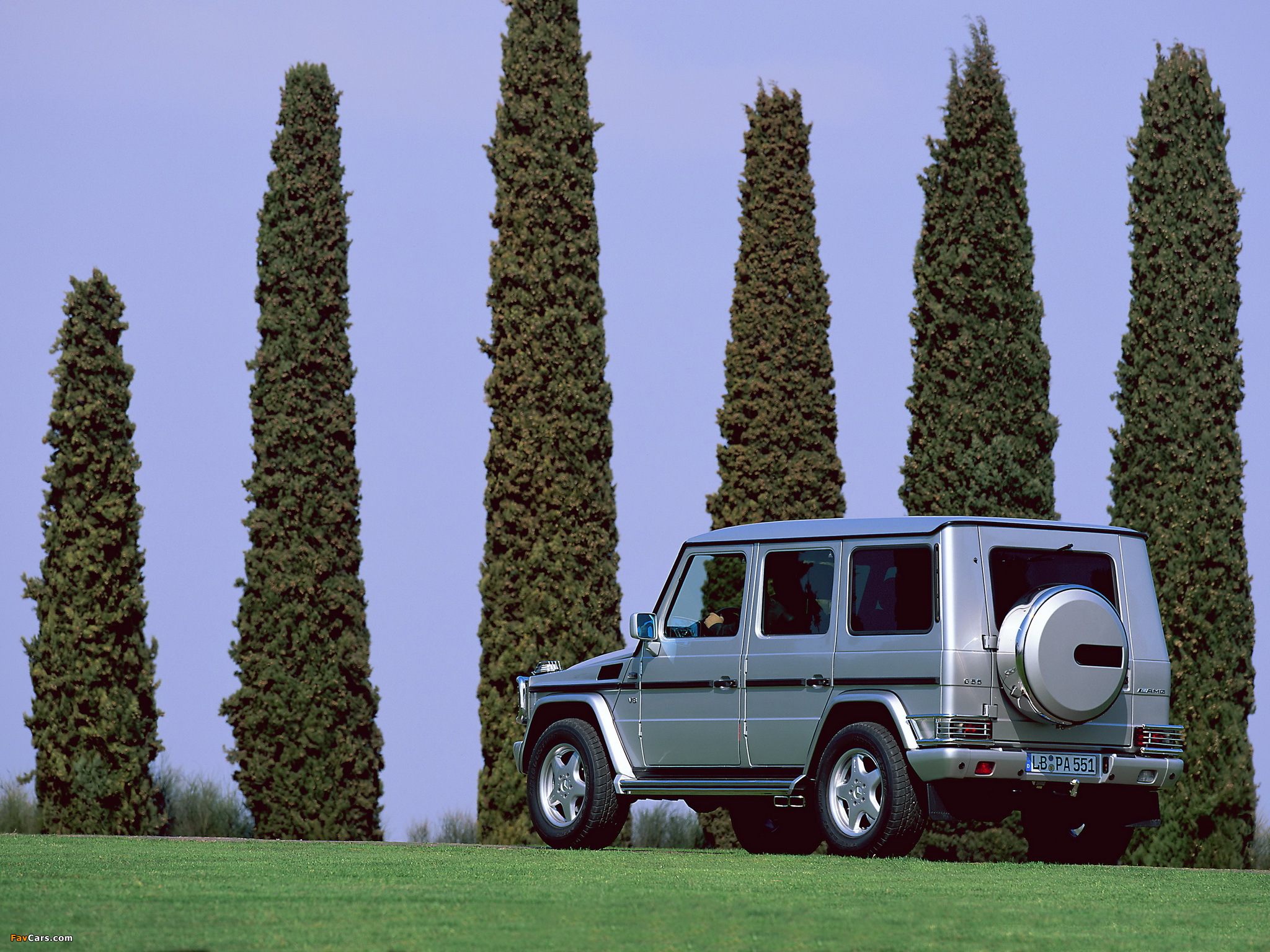 Images of Mercedes-Benz G 55 AMG (W463) 2003–04 (2048 x 1536)