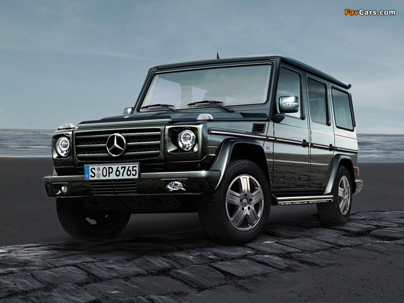 Images of Mercedes-Benz G 500 Edition 30 (W463) 2009 (800 x 600)