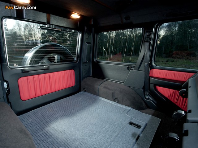 Images of Mercedes-Benz G 350 BlueTec UK-spec (W463) 2010–12 (640 x 480)