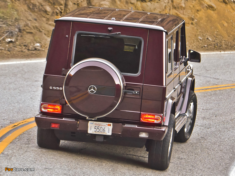 Images of Mercedes-Benz G 550 (W463) 2012 (800 x 600)