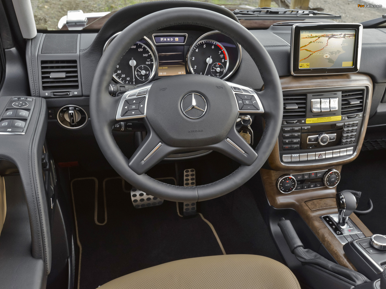 Images of Mercedes-Benz G 550 (W463) 2012 (1600 x 1200)