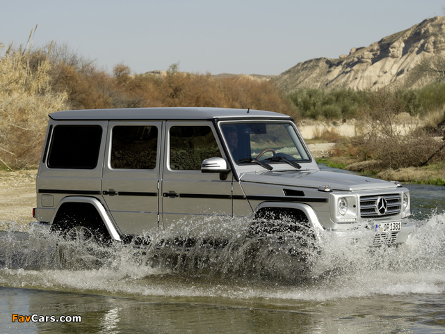 Images of Mercedes-Benz G 350 BlueTec (W463) 2012 (640 x 480)