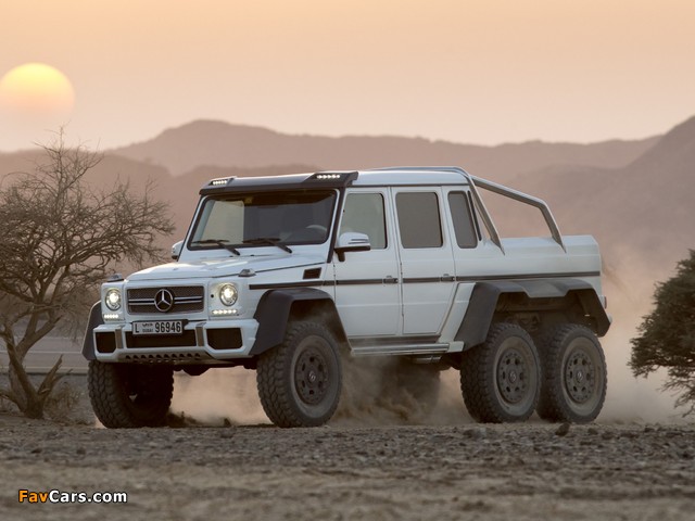 Images of Mercedes-Benz G 63 AMG 6x6 (W463) 2013 (640 x 480)