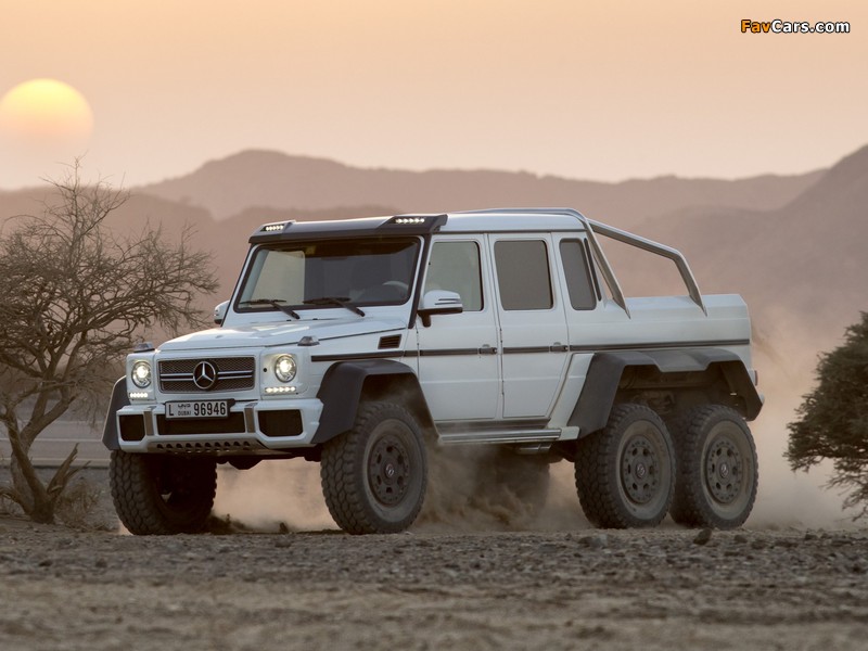 Images of Mercedes-Benz G 63 AMG 6x6 (W463) 2013 (800 x 600)