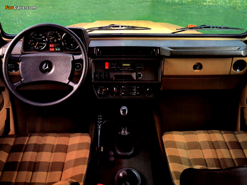 Mercedes-Benz 240 GD Cabrio (W460) 1979–87 photos (800 x 600)