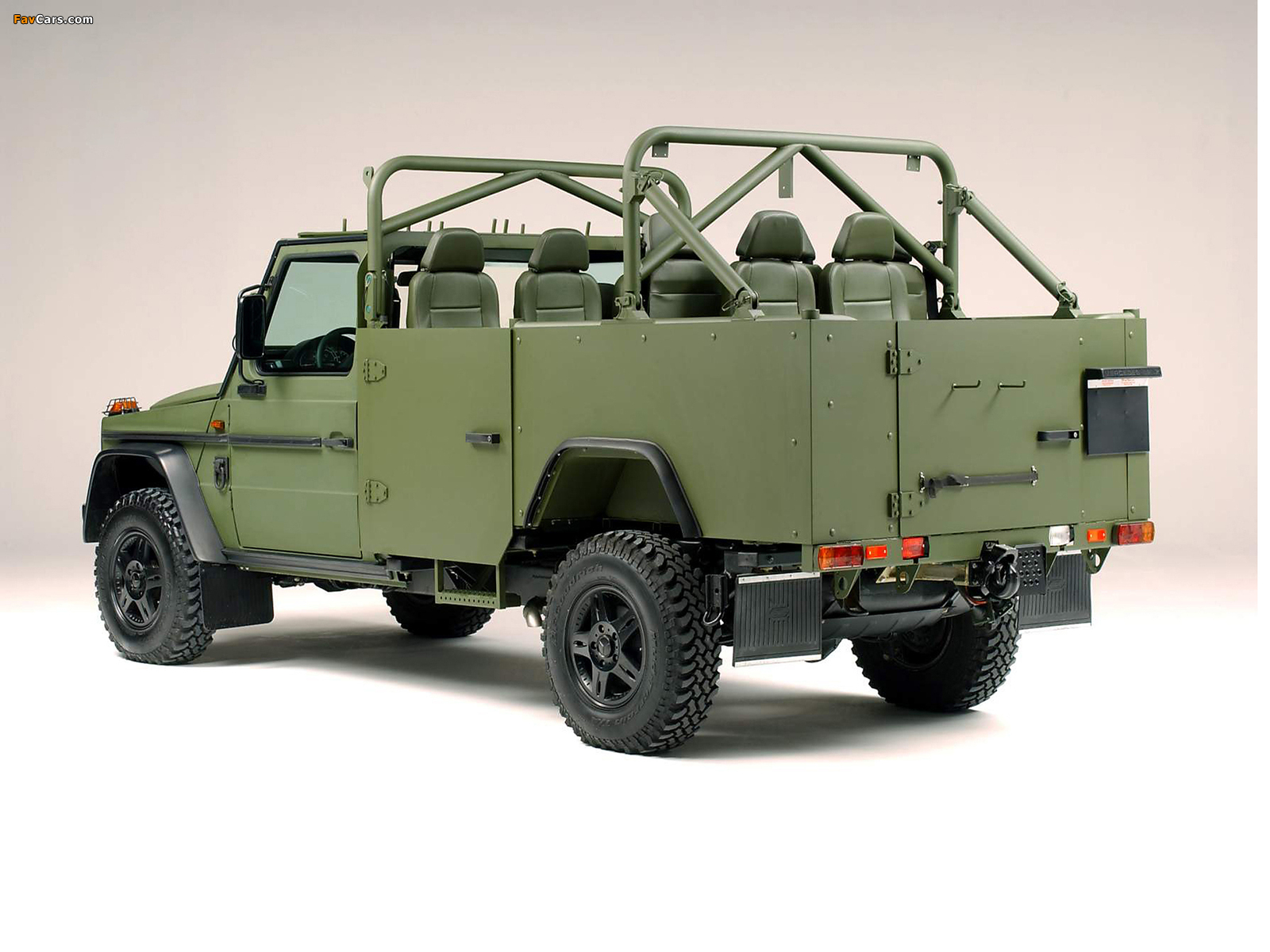 Mercedes-Benz G-Klasse Military (W461) 1992 images (1600 x 1200)