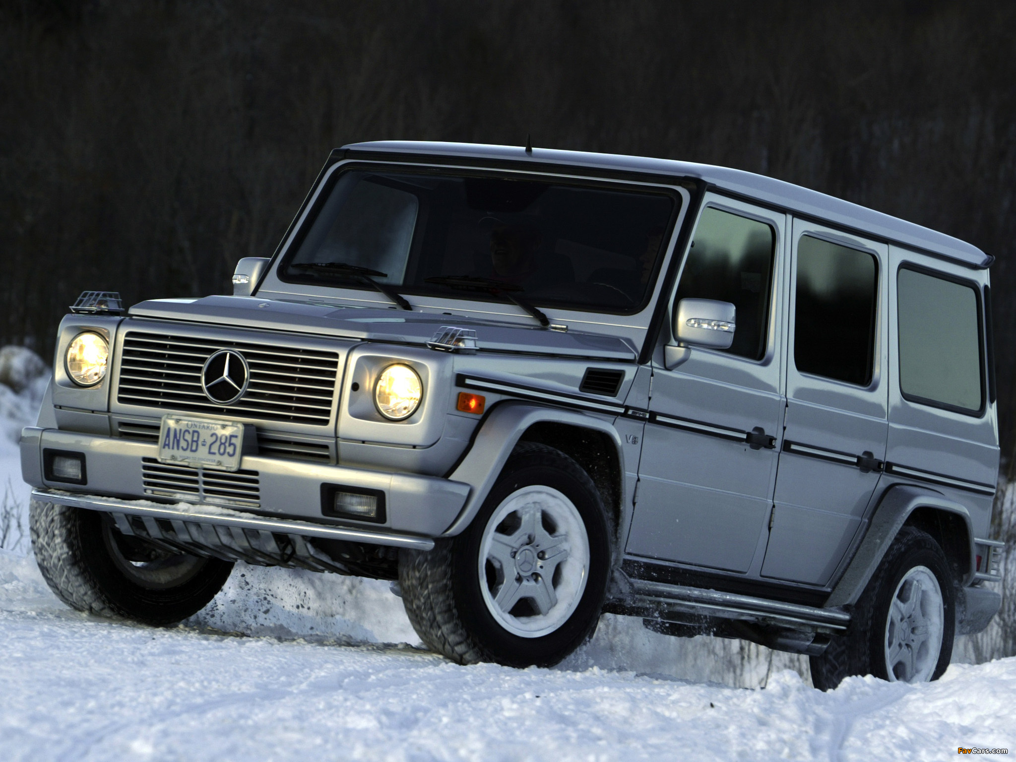 Mercedes-Benz G 55 Kompressor AMG US-spec (W463) 2004–06 wallpapers (2048 x 1536)