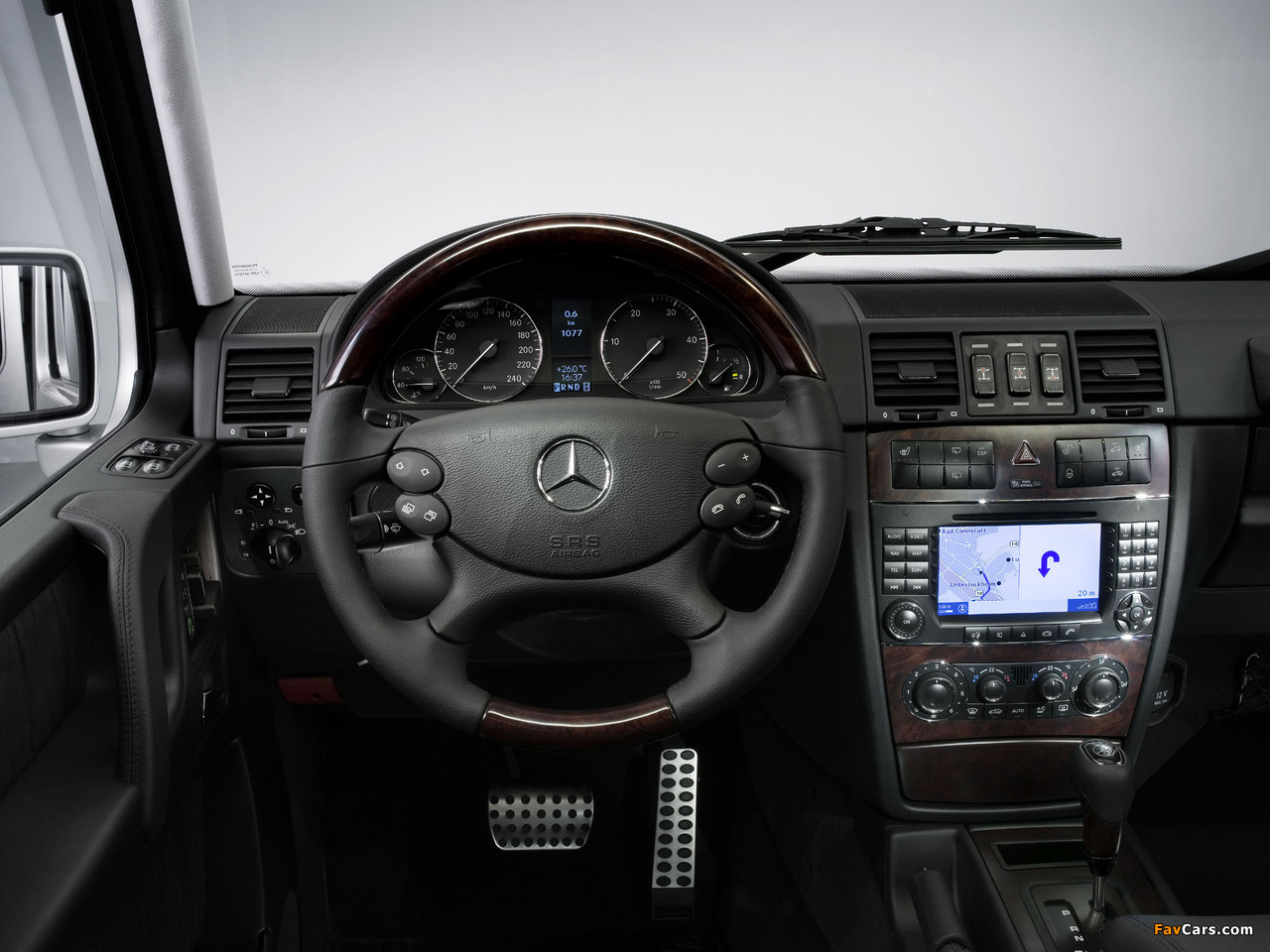 Mercedes-Benz G 320 CDI (W463) 2006–09 images (1280 x 960)