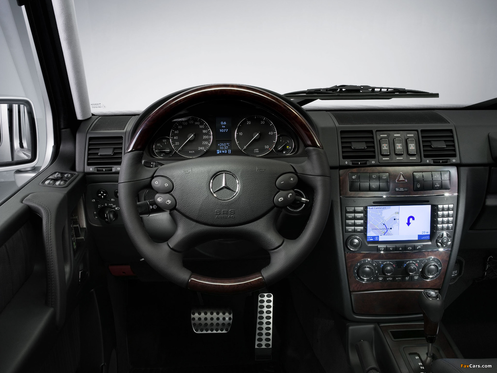 Mercedes-Benz G 320 CDI (W463) 2006–09 images (1600 x 1200)