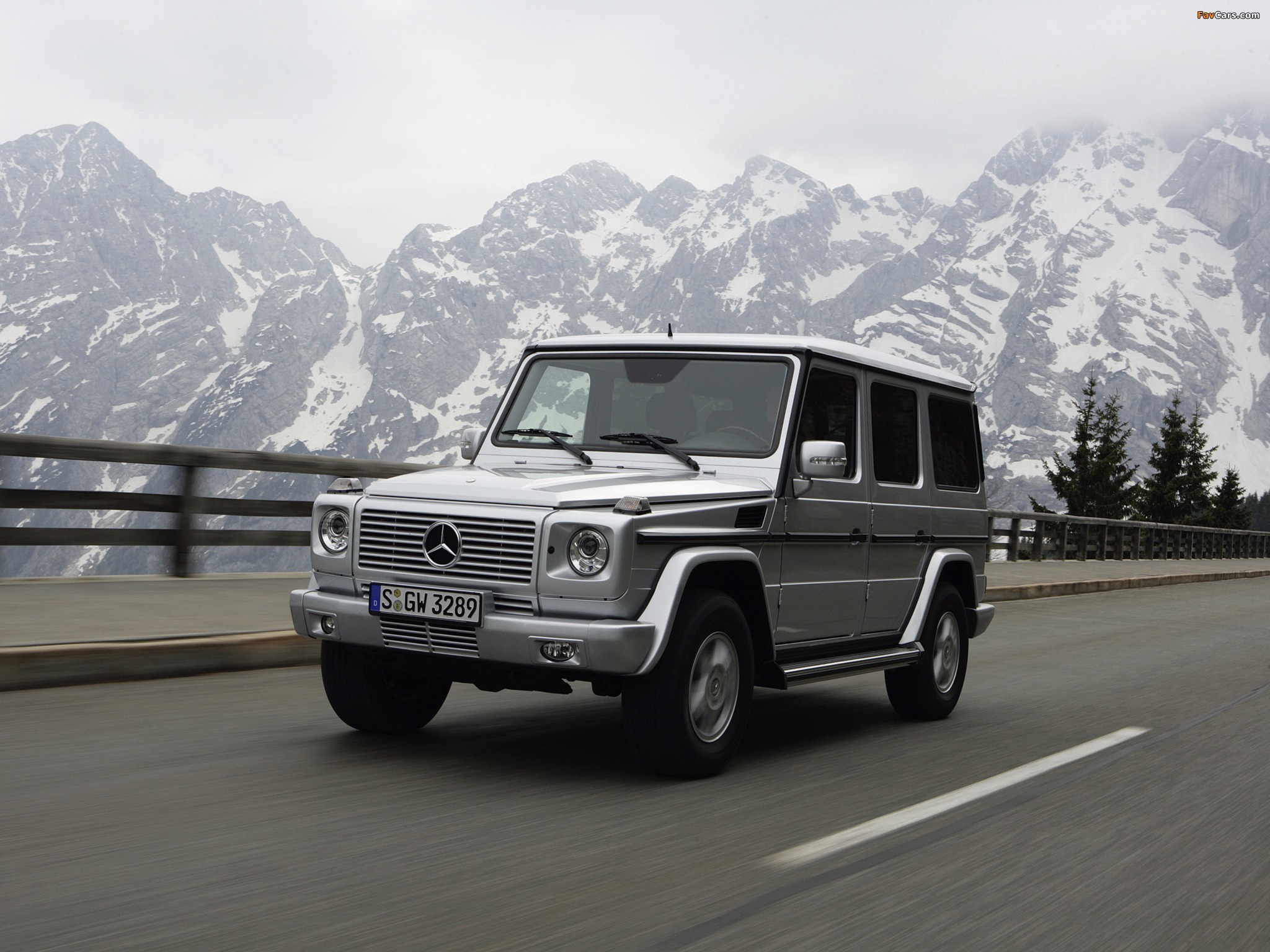 Mercedes-Benz G 320 CDI (W463) 2006–09 wallpapers (2048 x 1536)