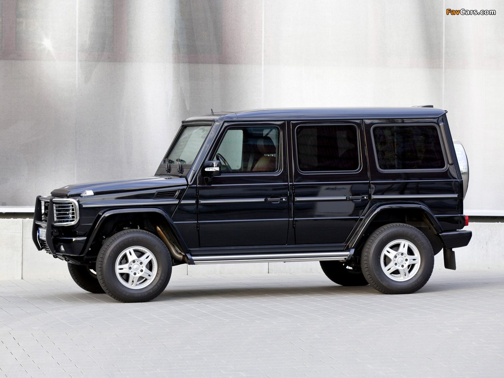 Mercedes-Benz G 500 Guard (W463) 2009–12 images (1024 x 768)