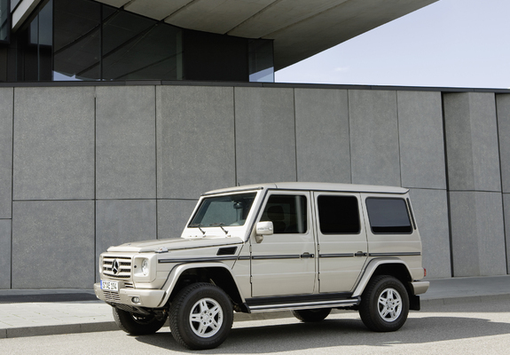 Mercedes-Benz G 500 Guard (W463) 2009–12 pictures