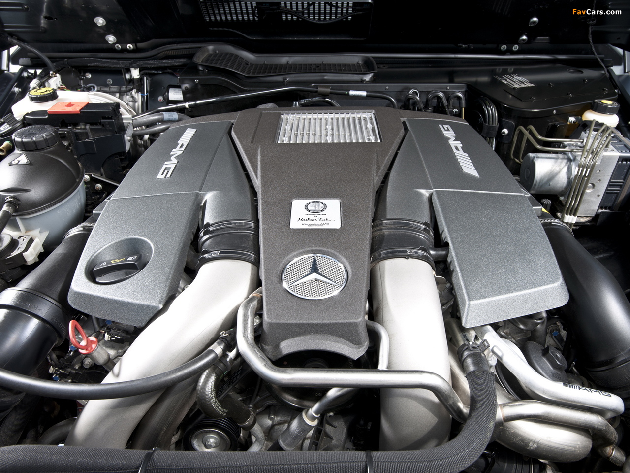 Mercedes-Benz G 63 AMG UK-spec (W463) 2012 photos (1280 x 960)