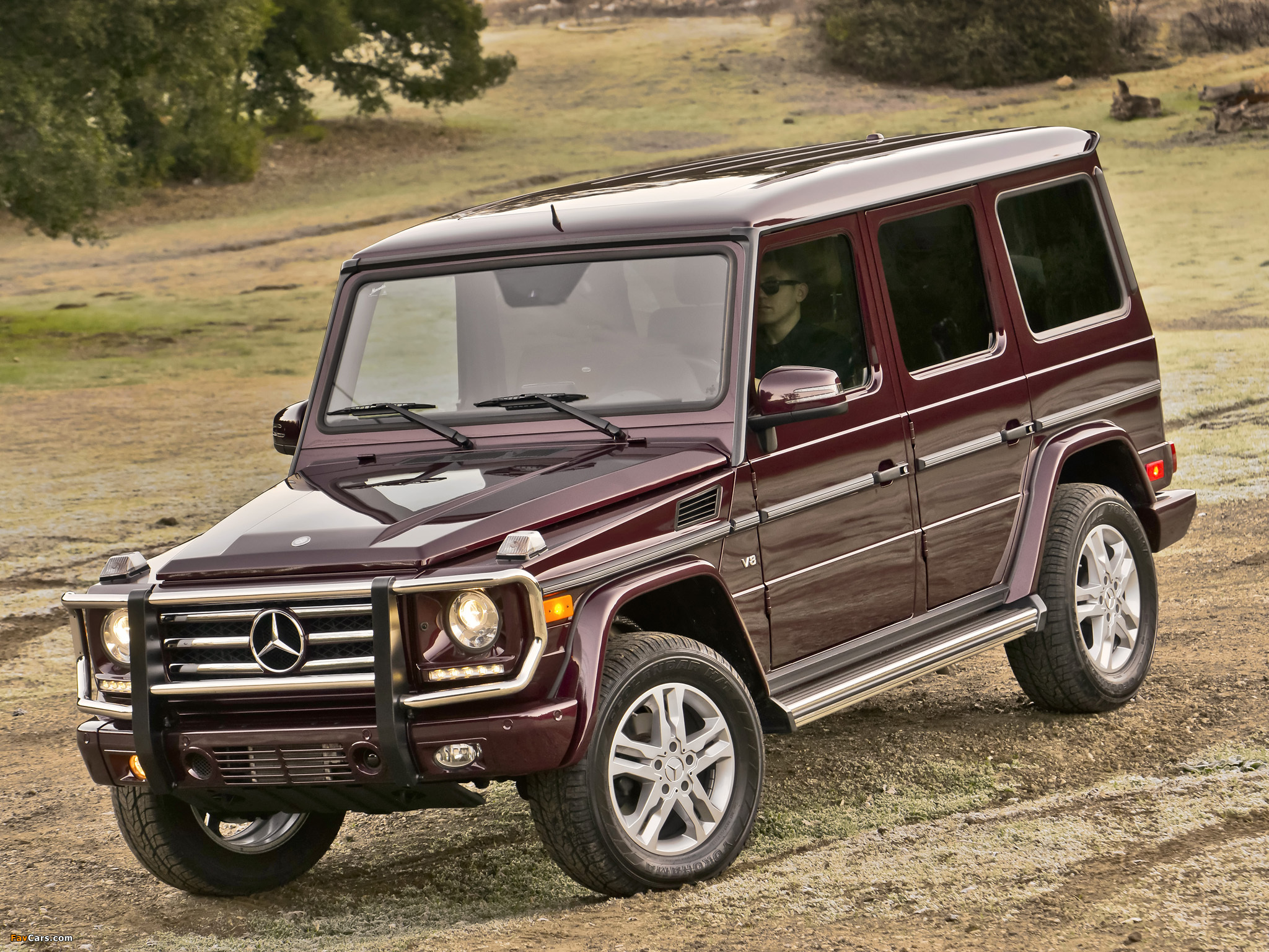 Mercedes-Benz G 550 (W463) 2012 pictures (2048 x 1536)