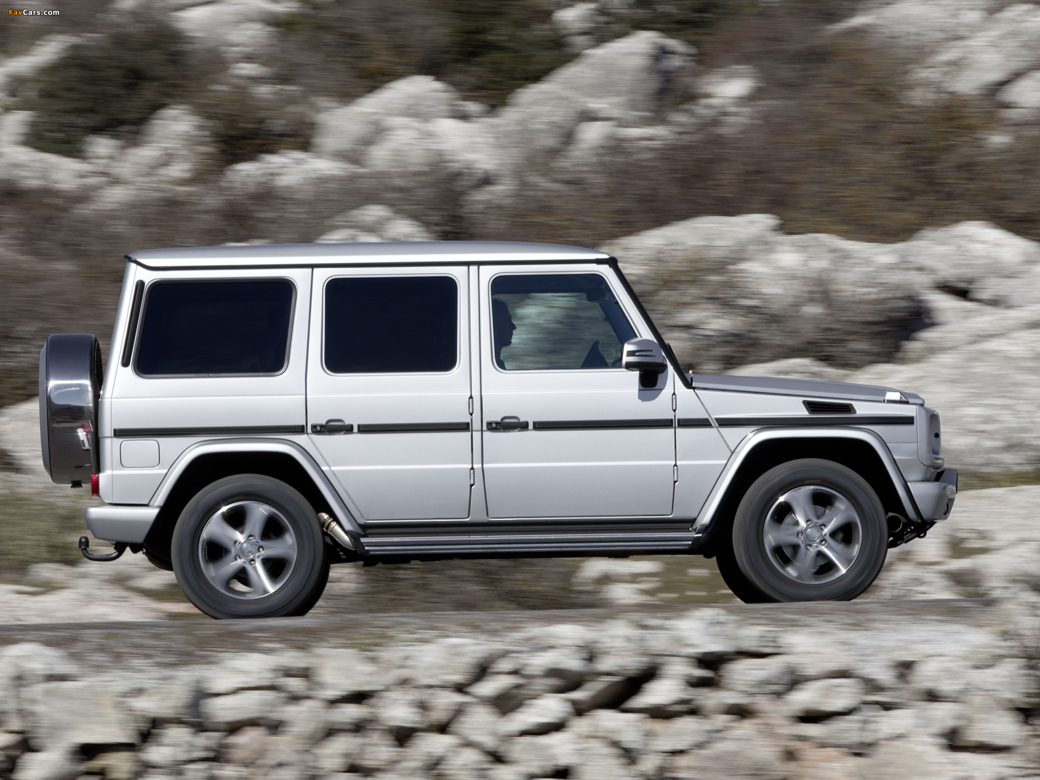 Mercedes-Benz G 350 BlueTec (W463) 2012 wallpapers (2048 x 1536)